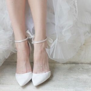 Molly ivory ankle strap block heel